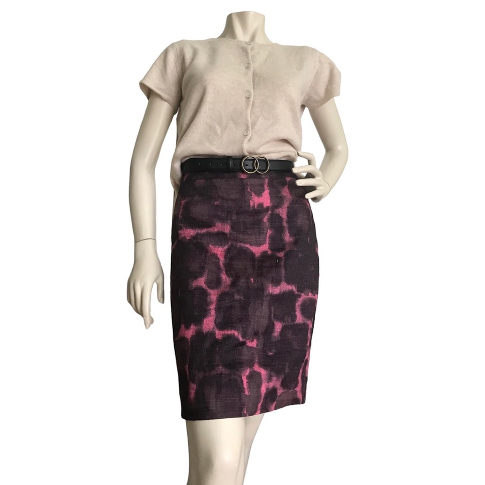 Fall bold over the knee skirt.